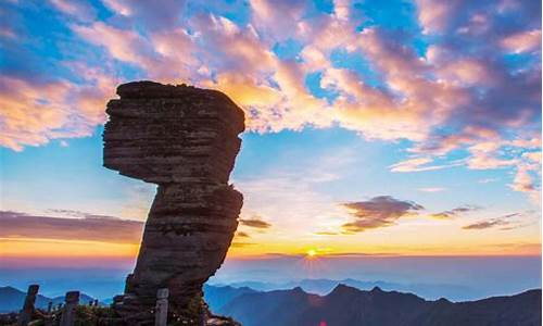 贵州梵净山旅游攻略景点必去,贵州梵净山旅游攻略梵净山自助游攻