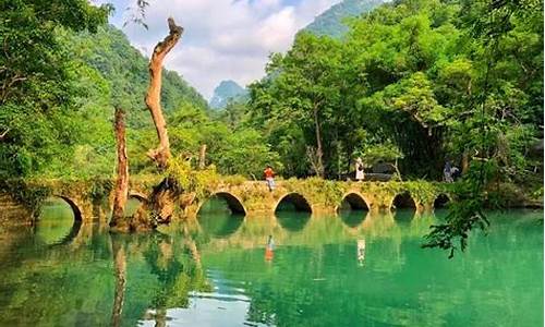 贵阳旅游攻略跟团一日游_贵阳当地旅游团一日游哪家好